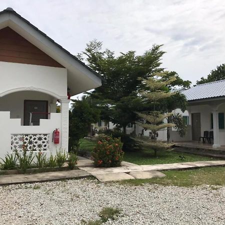Alpha Motel Pantai Cenang  Extérieur photo